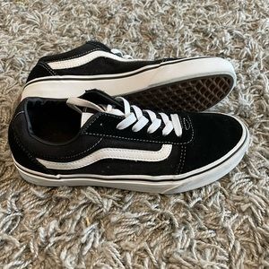 Old School Black Vans